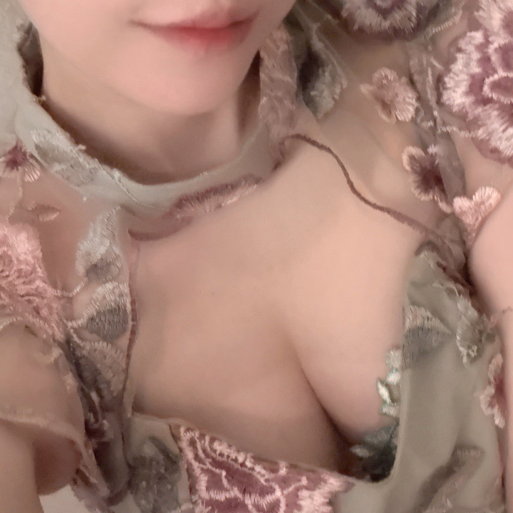 6月になりました❣️

明日9時からラストまで出勤します🙏🏻

今月初出勤だよっ！！

たーくさんぬるぬるしようね💕

待ってるよーん💗🫰🏻