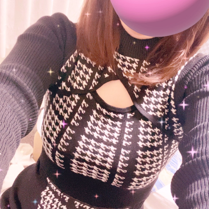 出勤してます！

スタートお誘いありがとう!(´▽｀)


この後もお待ちしてますm(_ _)m

安心して私に身を任せてね😌💕︎


楽しく！明るく！過ごしましょ💪