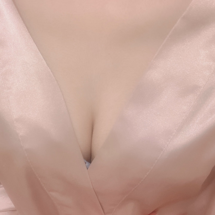 出勤しております🙇‍♀️
今日は枠がもういっぱいいっぱいでゆうきは嬉しくて泣きそうです(๑•̀ㅁ•́ฅ✨

よろしくお願いします🙇‍♀️