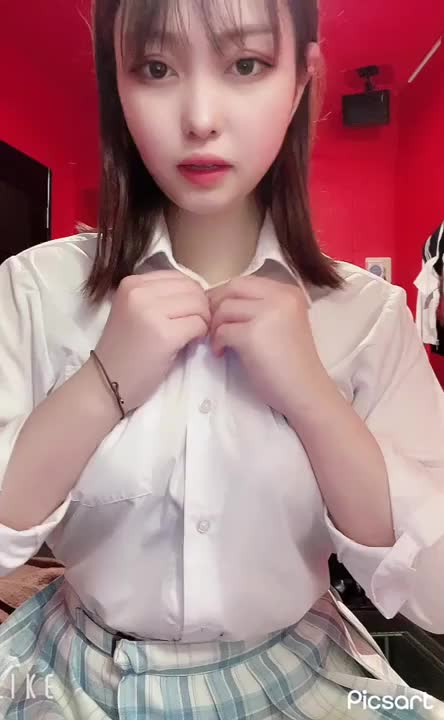 なほのふわふわおっパイ
触ってください🥺///

乳○すごく感じちゃいます🫣‪💓