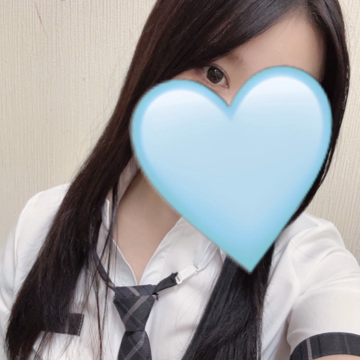 おはよー！🧚🏻‍♀️
今日は11時から16時まで出勤します！！

昨日は急遽お休みいただいてすみません（ ｉ _ ｉ ）
出勤時間短いけど、遊びに来てね🥰