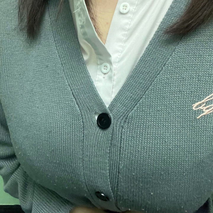 かやです！
　

昨日の熊本出勤楽しかった🫶✨

今日も朝から日差し強すぎる🥵
暑くなるみたいだから水分補給ちゃんとしてね🥤✨

先日は栄養ドリンクの差し入れありがとう🥹💖
しっかり元気チャージできたよ✌️

今日も24時までいるよ💕
癒されに来てね