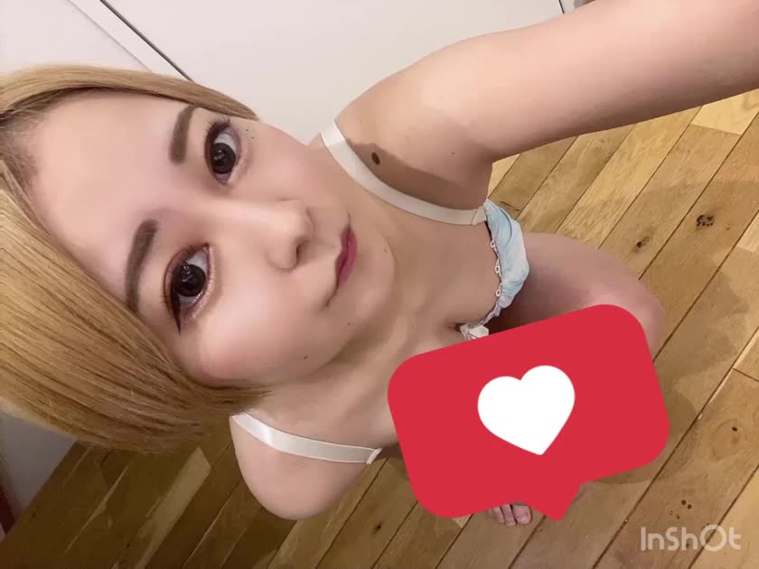 めめです^ ^🩵


ショートヘアのお兄さんには
がっつり刺さる女の子👧



金髪ショートってなかなかいないし
この業界で1番似合ってる☝️え。笑




たくさん見てくれたら嬉しいし
気になってくれたら嬉しいなあ🥺❣️