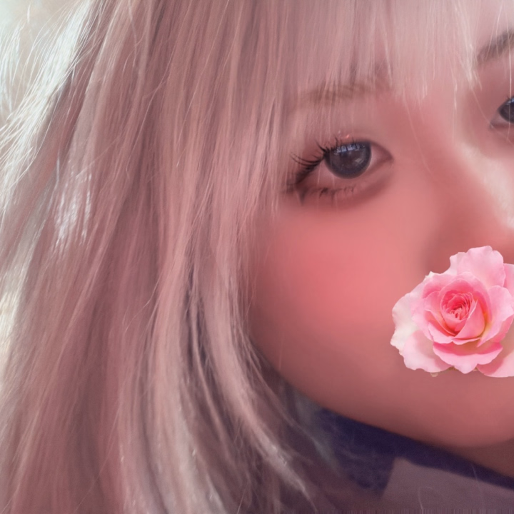 90分本指名のお兄さんありがとう😊
毎回来てくれてるけど、今回はほんとやばかったね///
プレイ内容は秘密で🤫
仕事忙しい中来てくれてありがとう😭
また会いにきてね!いつもありがとう🤍
しえるまってる😌