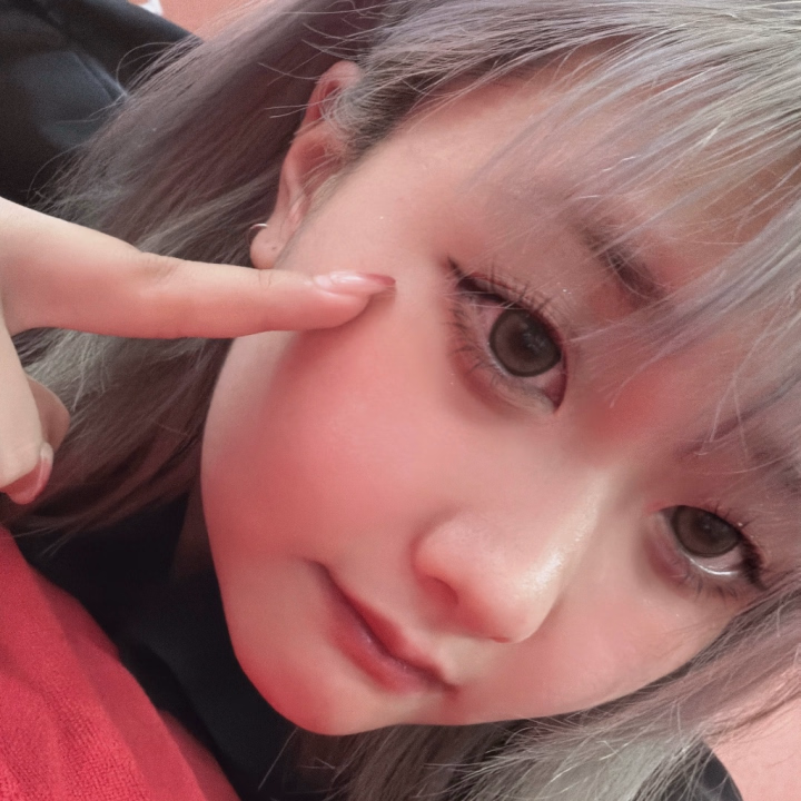 次回16時40分ー🈳です!
ぜひご都合合うお兄さんいましたらご予約お待ちしてます♡
いっぱい濃厚な、えちえちしよ?
待ってるね😌