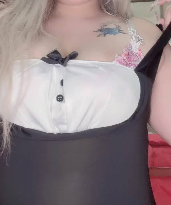 今日はバニーちゃんです🤍

いっぱい甘々な時間過ごそうね？