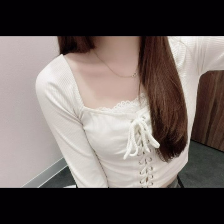 こんにちは！えれなです🎀

15時半~出勤します🪄
たくさんのお誘いお待ちしてます🎶

今日は雨なので足元気をつけてお越しください🥺💦