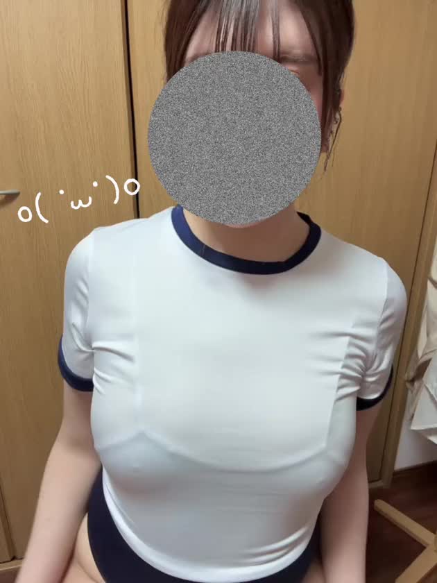 コスプレも意外と色々持ってます🎀♩
➕2000円のオプションですが、着衣🙆‍♀️唾液で汚しながらも🙆‍♀️
シチュエーションプレイは得意じゃないですが、、笑
普段のプレイにさらに刺激が欲しい方にはオススメです♡♡