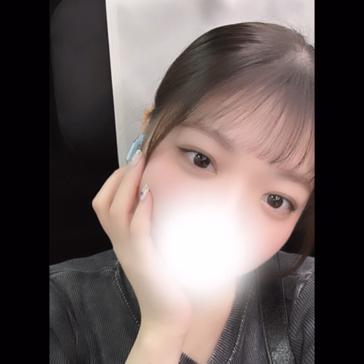 💋出勤したよ〜💋

今日は朝からエッチな気分で、もう我慢できないかも…😳💦
お兄さんとイチャイチャしたいなぁって、ずっと考えてたの😘

うるむ、お兄さんに会いたいな💕
今日はどんなプレイしよっか？
たくさん気持ちよくなろ？😈

💗💗💗

お兄さんとの時間を想像しただけで、もうドキドキしちゃう…💓

今日も楽しくエッチな時間を過ごそうね！
お兄さんに会えるの、待ってるね💋✨
