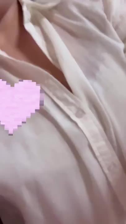 生着替えチラ見せだよー👀💖



この続きをみたい？？


ゆゆの服脱ぐところみたいひとはゆゆのところに大集合っ🤭💗💗



みなさんはお盆休みでどこかお出かけとかするのかな？？


ゆゆに会いに行くって予定作ってくれると嬉しいなぁぁぁ🥺🥺🥺💖💖


一緒にえっちしよ？？



ゆゆ