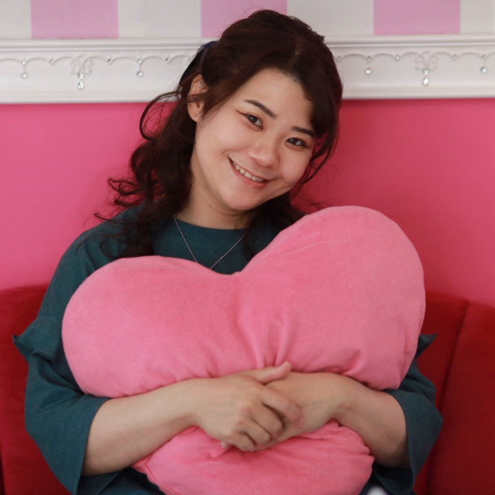 今日も1日ありがとうございました🥰

Ⓜ️ットの技術を褒めてもらうことが多くなって
とっても嬉しい♡

元々自分に自信がないタイプだけど
お胸もお尻もみんなが褒めてくれるから自信(武器)になってるし
Ⓜ️ットも自信持ってやれてたり
好きが深まってるし楽しいです🥰
皆さんのお陰で楽しくできてます🫧
ありがとうございます💕
これからも楽しんで貰えるように
日々努力するので一緒に遊んでね？🥺

月曜からお仕事ってお兄さんも多いのかな？
無理せずぼちぼち行こう🐌💕



おとか🐱♬.*ﾟ