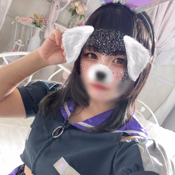 退勤しました💕

今日は初めましてのお兄様が2人も来てくださって嬉しかったです🥰

たくさんお話したり、一緒に楽しい時間を過ごせて幸せでした✨

また思い出話の続きをしに来てくださいね💗

次回お会いできるのを楽しみに待っています🫶