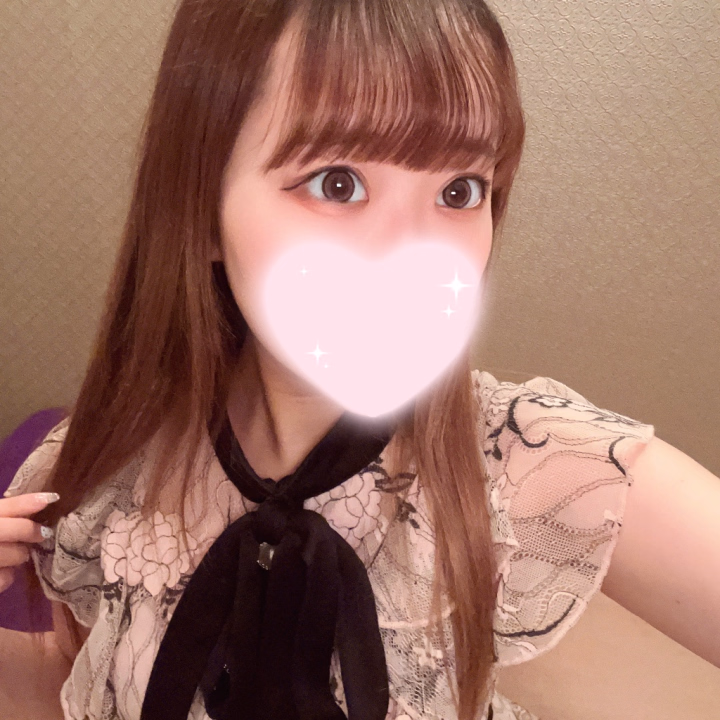 出勤したよ♡

22時までお部屋にいるからたくさんお誘いお待ちしてます♡
