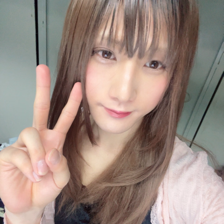 こんにちは✨

今日も12時から出勤してるよ！

さらに会いにきてくれるお兄様☺️

お待ちしています💕