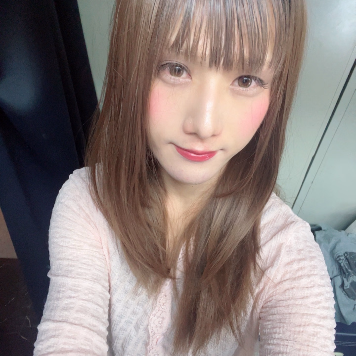 こんにちは☀️

お昼からご予約してくれたお兄様ありがとうございました🩵

今日は22時までお店にいるよ🫶

お誘いまってます🥰