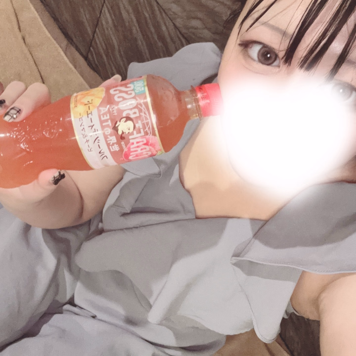 感謝と最後に7月の日程
すっかりお家ついて家のベッドで寝落ちして今起きたよ😭

5日間水戸ありがとうございました！
この期間私と遊んでくれたお兄さん達もありがとう！
この後メッセージも送ってくので待っててね🎶


6月も素敵なお兄さん達に出会えて最終日まで楽しく過ごせたこと嬉しかったです🎶



たくさんの差し入れ、
ハピネスグループの常連様、新規様たちのおかげで楽しく過ごせました🎶

たくさん褒めてくれたりしたから余計自信ついたよありがとう！


来月は
①17-20
（初日除きオーラス、初日は水戸に到着次第受付スタート ）
②23-26
（初日除きオーラス、初日は水戸に到着次第受付スタート）

です！

2回中旬〜後半に来ますので良かったら2回目ましてさんも初めまして様も事前に気軽にご連絡くださいな🎶
お待ちしております🎶