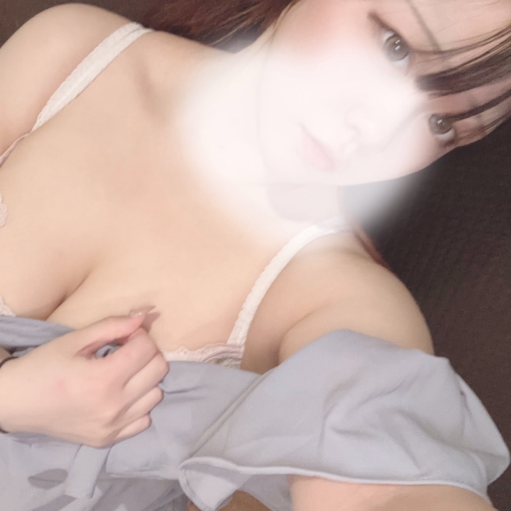 ﾑﾗﾑﾗ止まらない……///


金曜日夜是非お誘い待ってます✨‼️

ヌルヌルⓂ️ット一緒にﾑﾗﾑﾗ気分になりませんか？

全力で気持ちよくなって貰えるように頑張ります🎶
弱いとこたくさんだけどね///