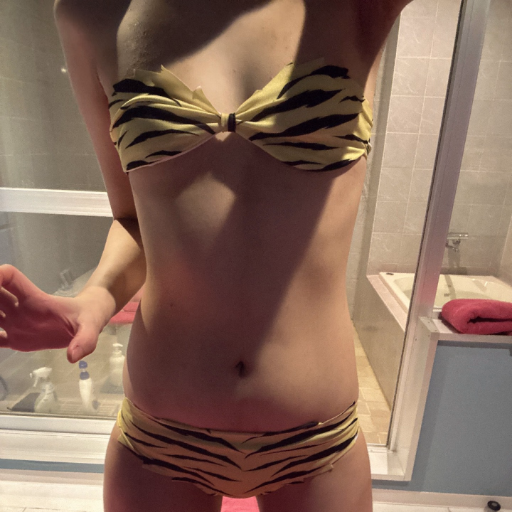 虎の水着初めて見た‼️👀

お兄様方がたくさん会いに来てくれるから色々なコスプレに出会えてて幸せ🕊 🩵