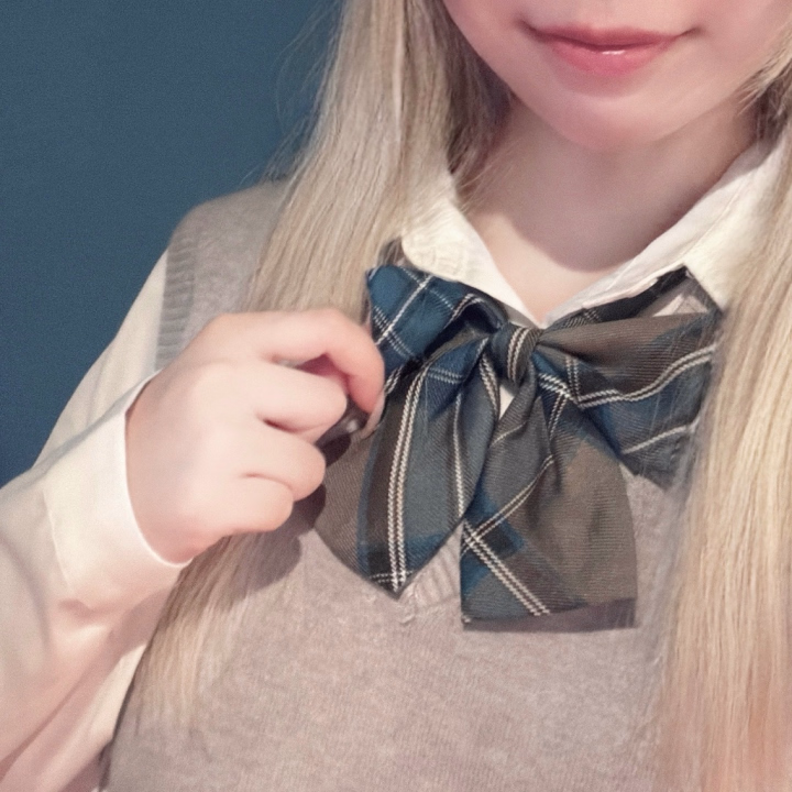 学生なのちゃんだよ✌🏻♡

また放課後デートしようね 💭