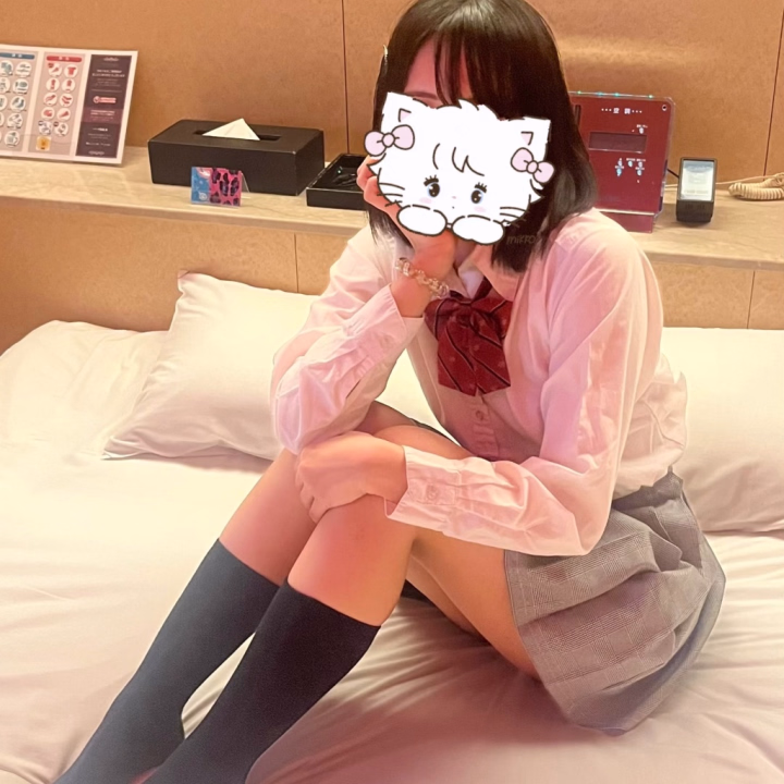 制服始めて着ました🤍