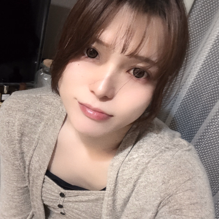 ゆうなです〜