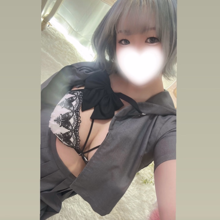 おはようございま〜す🥰☀️

昨日も会いにきてくれたお兄さま方❣️
ありがとうございました🥺💕

濃厚なお家デート🏠💓でとっても充実した1日になったよ😳✨

米子出勤も残すところあと2日間です！！！

毎回あっという間にすぎていく🥺💭

今日も皆さまにお会いできること楽しみにしてますねっ😆💖