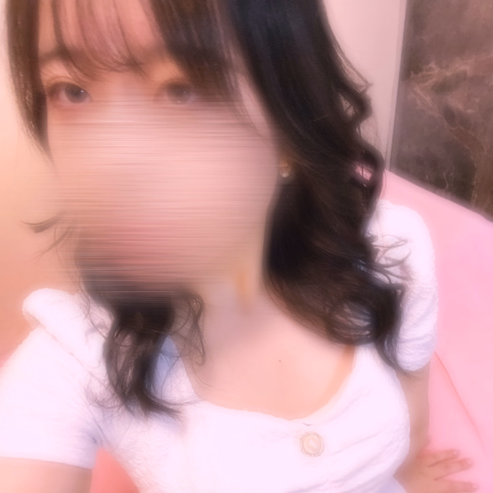 出勤してます^>⩊<ฅ^

今日は24:00のラストまでいます🙋‍♀️

一日の終わりに会いに来てね💕︎