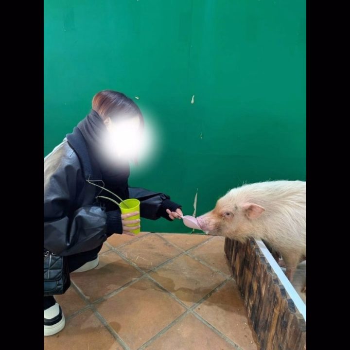 はじめまして♡⸝⸝

今日からお世話になる、ほたるです·͜·ᰔᩚ

いろんなお兄さんと楽しい時間過ごして、少しでも癒しの存在になれたら嬉しいです(*ˊᵕˋ*♡

簡単に自己紹介します⤵⤵⤵

好きな食べ物…お寿司・お肉♡

嫌いな食べ物…不味いもの( ´ཫ` )

好きな飲み物…オレンジジュース、お酒♡

好きなオプション…電○・撮影

好きなタイプ…優しくて紳士的なお兄さん♡

こんな感じかな??

たくさんのお誘い・お問い合わせお待ちしてますm(_ _)m♡

よろしくお願いします♡⸝⸝