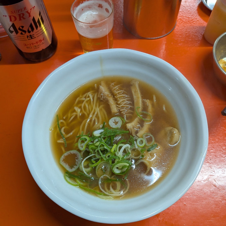 この前行ったホルモンラーメンです😊
美味しかったです❤(ӦｖӦ｡)
今日14時〜21時出勤です✨
お電話お待ちしております(●´ω｀●)