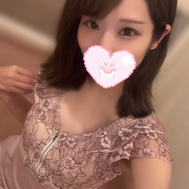 おはようございます！ひおなです💝

昨日からお久しぶりの横浜きてます🥰
今日と明日一日いるので遊びに来てくれたら嬉しいです💓
髪切ってさらにかわいくなっちゃったひおなさんに会いに来てね😻✨