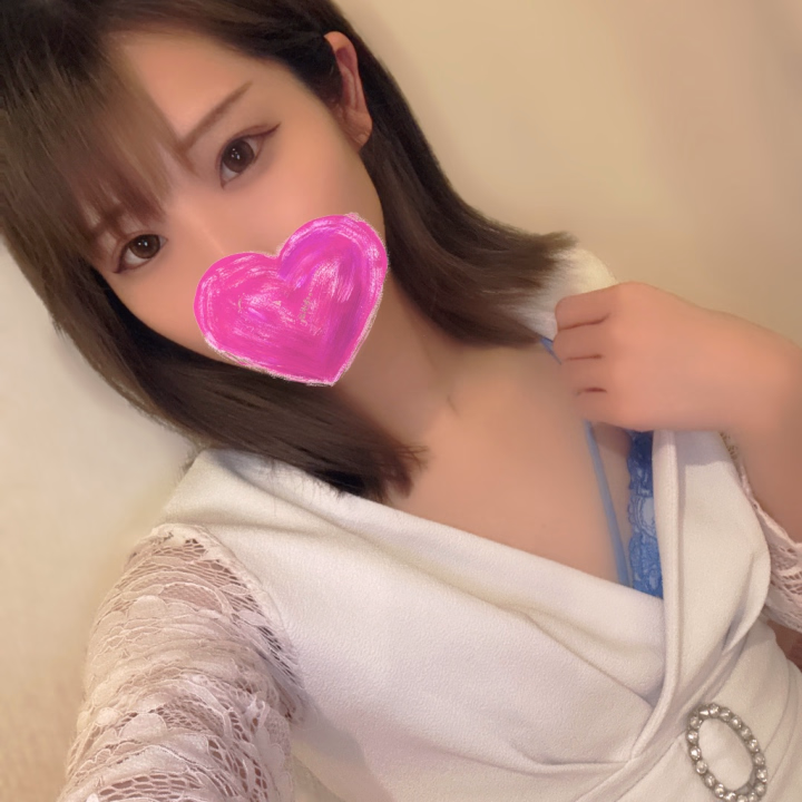 おはようございます！ひおなです💝

また今日から1週間始まりましたね〜！
昨日はたくさんのお兄さまとお遊びできて嬉しかったなー🥰✨
いろんなへきのお兄さまがいて毎日楽しいです😻笑

今日もいちにち頑張るので、お仕事終わりなどに会いに来てくださいね💓
1ヶ月以上会えてないお兄さま、そろそろひおなに会いたいんじゃない？？