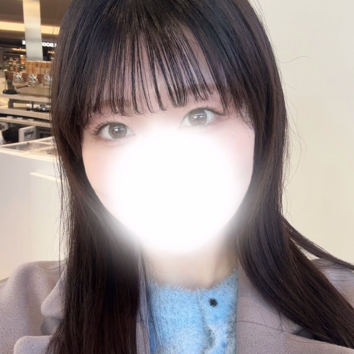 こんにちは☀️
さくらこです🌸

爪負傷事件から3日程？経過しまして

病院に行っても消毒されて終わりだろう

などと思って舐めていて()自分で
消毒してガーゼを巻いていましたが
一筋縄では治ってくれぬようで…
お仕事の前に病院行ってきました🥲

病院、大人になっても苦手で
胃を痛めながら向かいました、ﾄﾎﾎ


まだズキズキ痛い😭から
これを読んだ人はみなさん
痛いの痛いの飛んでけーと
言ってくださいね








あ、全然飛んでいかないので
気持ちを込めてお願いしますね！！

今週末出勤の予定無くて本当によかった
とホッとしてます(߹ω߹)

治すことに専念できるし、
またお休みさせてもらうの、
心がつらいです(߹ω߹)笑


そういえば…！
今月の出勤があと30日のみなのですが！
有難いことにトークにてご予約頂いて
午前中が埋まっておりまして
(特大感謝…!!!!!!)

15時30分~19時のみの空き枠と
なりました！
(20時終了の為、19時~だと50分のみ💭)
また細かくはトークで
お問い合わせ下さると嬉しいです💬🎀