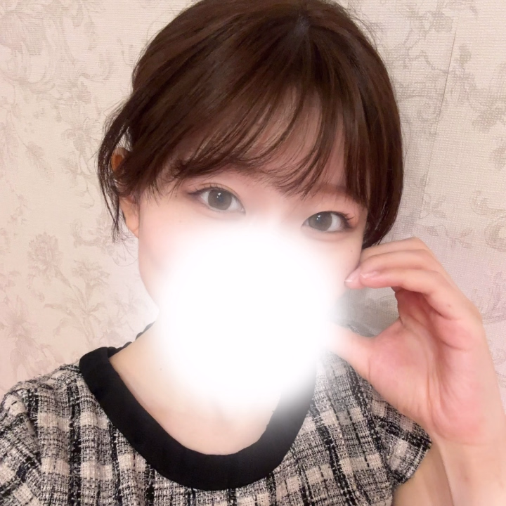 こんにちは！
さくらこです🌸

元気に出勤してます✨️
今日もたのしいです！
会いに来てくれた人は
同じ気持ちだったら嬉しいな～( ᵒ̴̶̷̤ ᵒ̴̶̷̤ )💕

お外すっごく暑いので
水分塩分補給忘れずに…！ですね！

6月のヒメ予約もありがとうございます！
早速、2度目ましてできるのとか、
ドキドキの初めましてとか、
嬉しい～楽しみだな～( •̀ω•́ )‼️

今日も引き続きよろしくお願いします！
と、
6月も、よろしくお願いします！です！


ちなみに6月です🌸

6/7 (日) 11時~20時
6/13(土) 10時~19時
6/14 (日)10時~16時


6月の出会いと再会も、楽しみです🌸