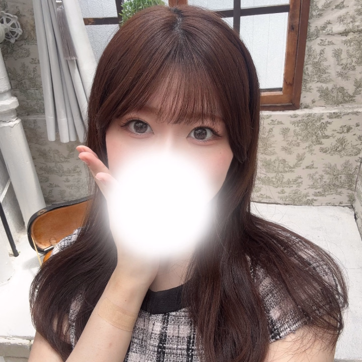 こんばんは！
さくらこです🌸

今日はおやすみですが、
パネルの撮影をしてきました📸

メイクもちょっと撮影した時に
綺麗に映るように盛り盛りで🌟

いっぱいカメラマンさんが褒めてくれて
楽しーく撮れましたので
パネルの写真が何になるか
楽しみです🌟

そして明日はしゅっきーん🌟
予約既に下さった方、
ありがとうございます💕
サイレントで時間伸ばしてまして
10時~21時になってます（｡･ω･｡）
早い時間はゆとりがあるので
さくらこちゃんは皆さんのことを
待ってますね🐶🐾

明日も楽しみ！
元気にがんばるぞー！