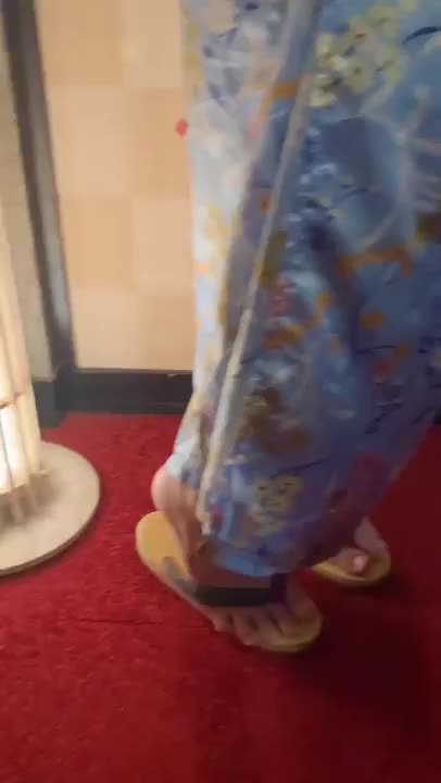 #生足 #下着なし #ノーパンノーブラ