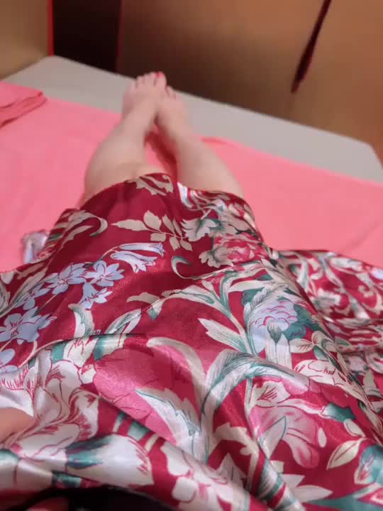 おはようございます❤️✨
昨日も、とっても楽しかったです😊
素敵な出逢いがあって幸せです🩷✨
今日は、どんな方にお会いできるかな😊
本日は、Open〜lastまでの出勤です🍀
貴方さまからのお誘い楽しみにお待ちしております💜