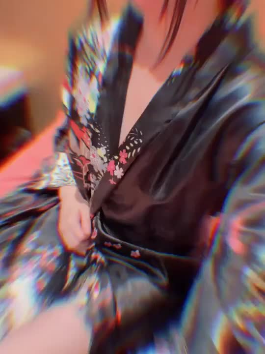 あっという間に夕方🌆
まったり癒されたい貴方さま🩷
たくさん甘えてほしいです🥰
お誘い楽しみにお待ちしております😊