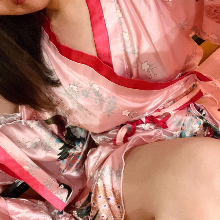 お客様にピンクが似合うと言われてるんるんです🫶
まだご案内可能ですので、土曜夜、お気軽にお誘いください〜！
お待ちしております🫶

🍑美優香🍑