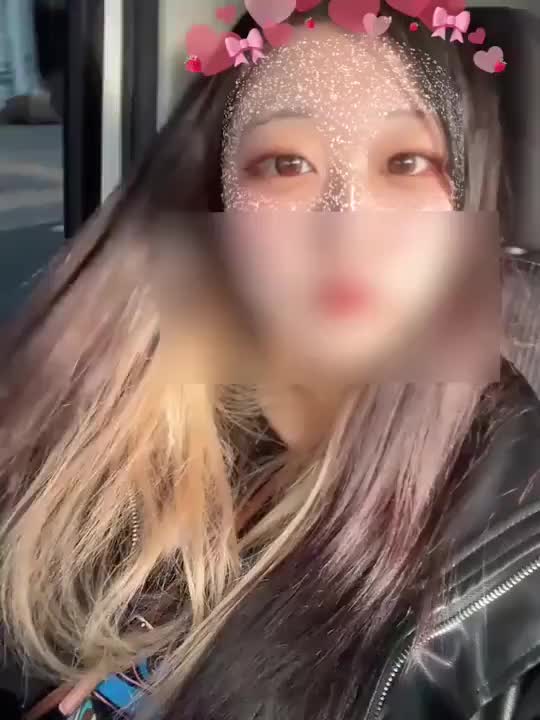 オフショットのまりなちゃん(՞ . .՞)笑

ドライブが好きです♡.·*.
この辺の海ドライブしたい〜！ってなった·͜· ︎

海無し県で生まれたので
海が無条件に大好きすぎる、、笑


今日も残りもうちょっとだけど
みなさままだまだお待ちしております？♡♡