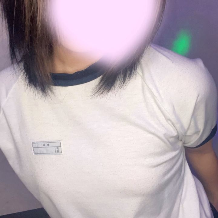 こんにちは〜

今日も18時まで居てます
ご都合あったら遊びに来てね💕︎

                            ✨みれな✨
