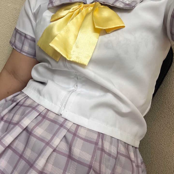 今日美容院いってきたので
よつばの𝗻𝗲𝘄 𝗵𝗮𝗶𝗿みにきてねっ🎀ིྀ💆🏻‍♀️

ばっさりいっちゃったから髪の毛が
恋しいっ‪‪❤︎‬🤦🏻