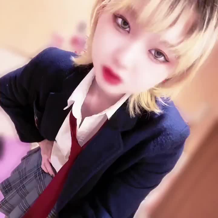 M男ギャル好きには堪らん
ギャルS高校生

言葉責めメインで撮ってみました〜！
こんな言葉責め、シチュエーションで撮って欲しいのがあればリクエストお待ちしてます❤︎