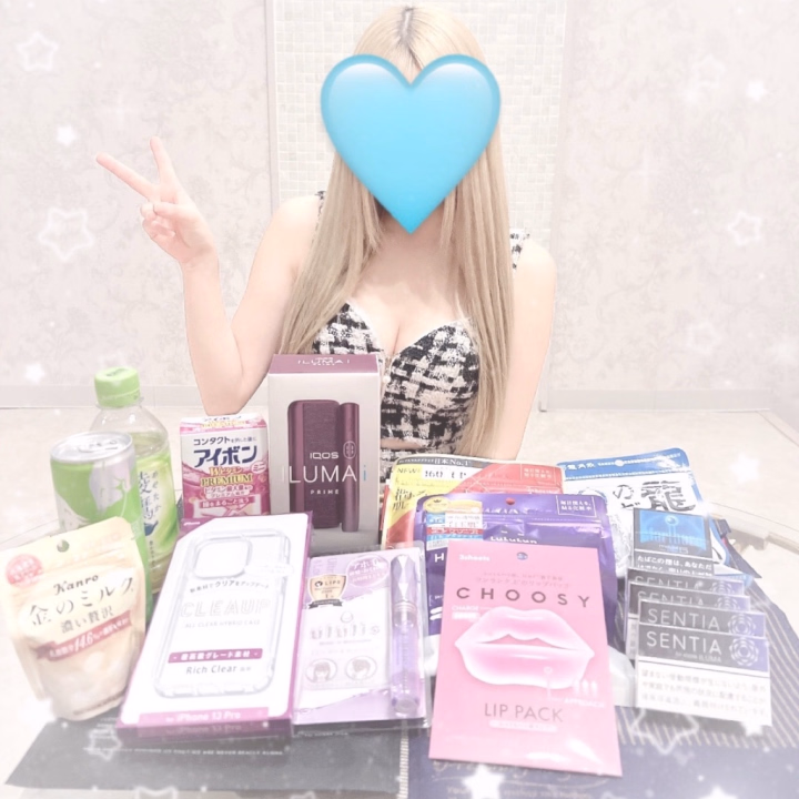 4月26日210分Yちゃんへ🧸💌

お久しぶりで顔見た瞬間微笑みが出ちゃった🥰🥰💓
なんとプレゼントも盛りだくさんで感動しちゃいました😭✨✨

いつもありがとうございます💓💓

お昼のお時間なので出前頼んで一緒に食べると倍以上美味しかったね😋💓
残しちゃったけど天ぷらもペロリ😋🍴✨

お店でのとある事の挑戦成功して超嬉しかったね❣️❣️✌️

またすぐ会えるので楽しみです☺️🎶✨️✨️
いつも幸せな時間感謝です❣️💓