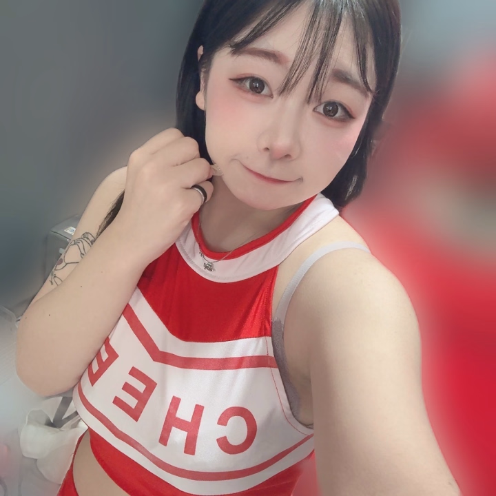 福島3日間って言う短い期間だけど
りくさんがんばるぞーっ！！💕


お兄さまでお仕事してる方居たら
チアガールりくは応援するねっ！

でも目の前で応援したいから逢いに来てねっ♡♡