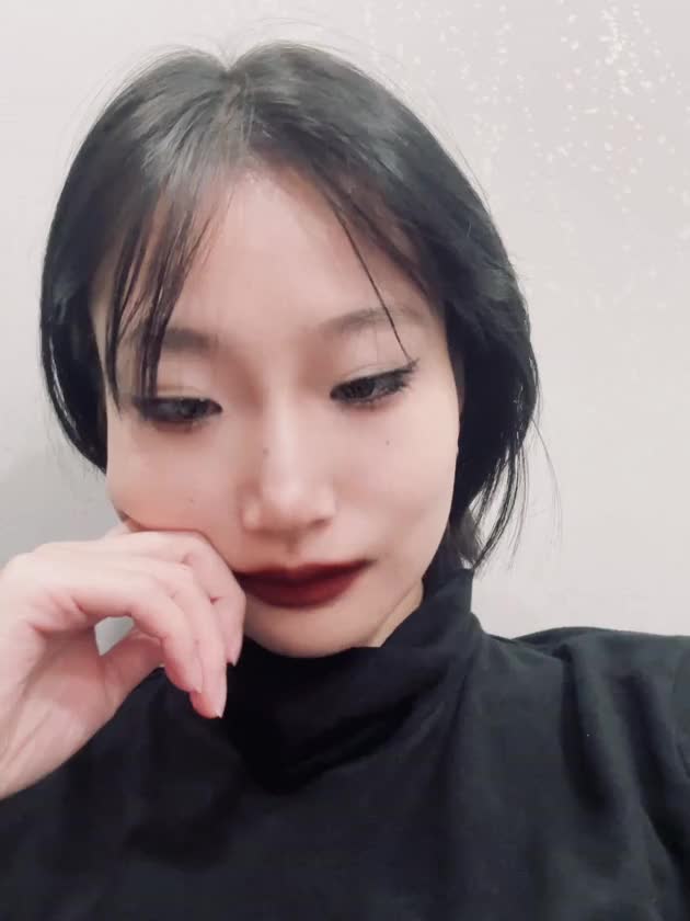 おはよ〜って時間でもないか😂🖤

本日10/10(土)
15:00〜24:00で出勤します🌹

かっこいい女性が好きな人、ちょっと振り回されたい人も。

実際のかざりがどんな感じなのかは、会ってからのお楽しみで☺️

本日もよろしくお願いします🖤

かざり🦋