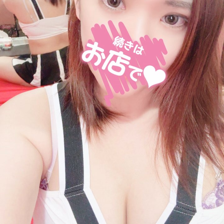先程遊んでくれたお兄さん❣️

マ〇ト気持ちいいって

言ってくれて嬉しかったです😊💖

たくさんお話もできて

すみれのこともたくさん褒めてくれて

ありがとうございます🥰

また遊びに来てね❣️
