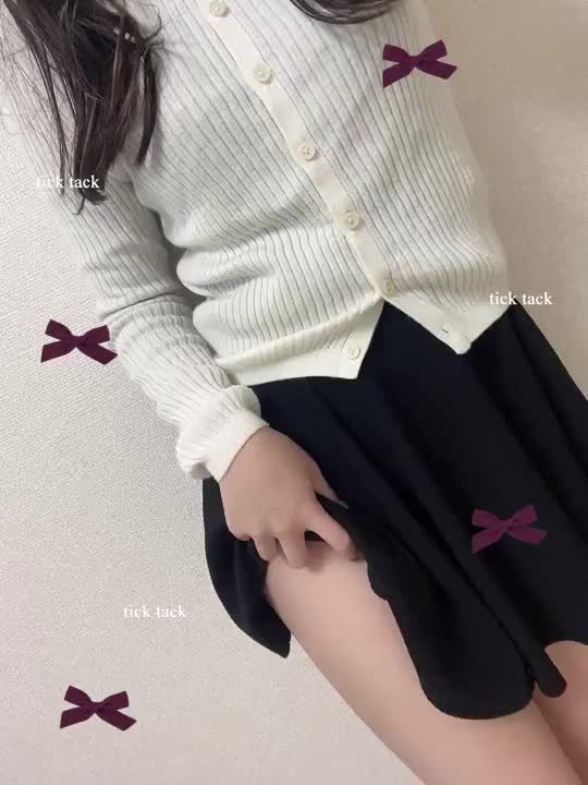 ちらっ|ω･)♡