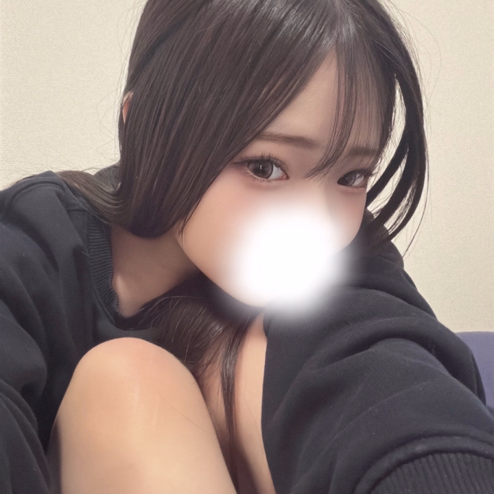 おはようございます☀️

実は朝ちょっと苦手で、
まだ少しぼーっとしてます😵‍💫

でも無事に出勤しました🙆‍♀️

ゆっくり目を覚ましながら
今日もがんばります🌷