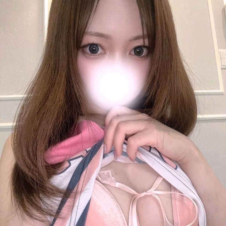 おはよう〜☀️りおです( ܸ-⩊- ܸ)🤍
今日から26日まで10時-ラストで出勤します🥺❣️
前回来た時は2月でまだ寒かったけどすっかり春の天気でぽかぽかで良い気分😌🌸
華金一緒にりおと過ごしてくれる人待ってるね(⸝⸝⸝•  •⸝⸝⸝)💓