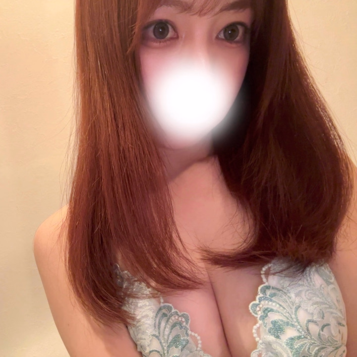 福島のお兄様お久しぶりです😳
りおです🐰❣️覚えてるかな？🥺
なんとこの度2月ぶりに出勤が決まりました🥰🫶🏻24日〜いるよ🤍
初めましての方も前回会いに来てくれた方も沢山お待ちしてます(⸝⸝-  ̫ -⸝⸝)💕
予約して待ってくれてたら嬉しいなっ🥹💗
すぐ行くから待っててね🫶🏻🎵